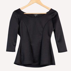 Oval  neck princess cut blouse.